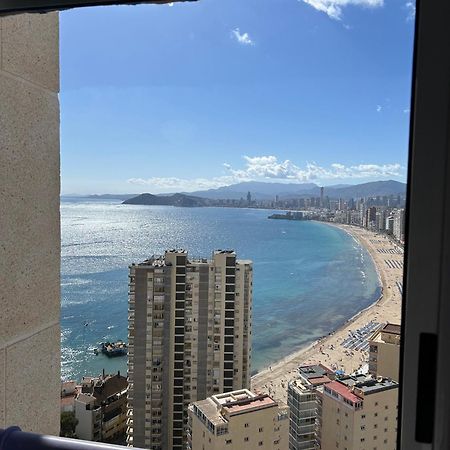 Apartamento Con Preciosas Vistas Y Piscina Benidorm Kültér fotó