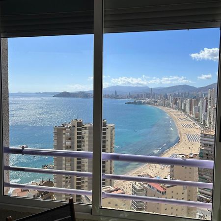 Apartamento Con Preciosas Vistas Y Piscina Benidorm Kültér fotó