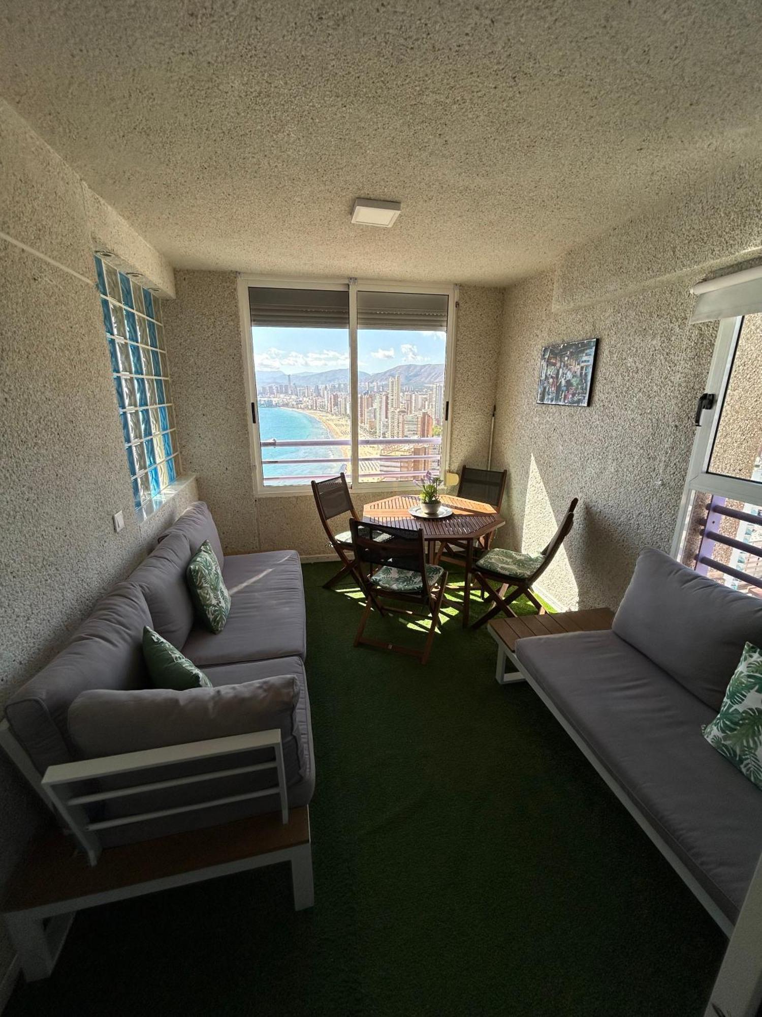 Apartamento Con Preciosas Vistas Y Piscina Benidorm Kültér fotó