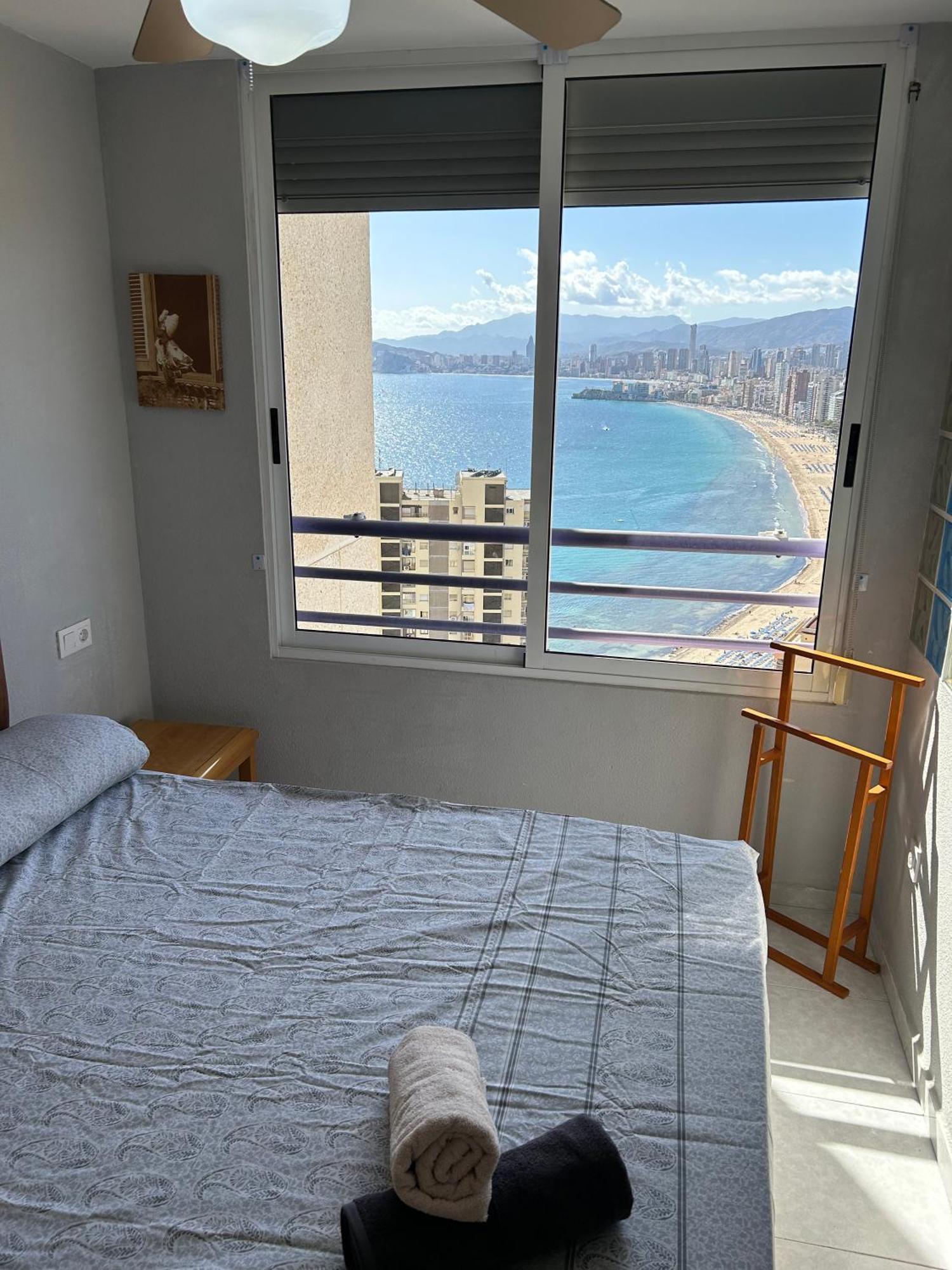 Apartamento Con Preciosas Vistas Y Piscina Benidorm Kültér fotó